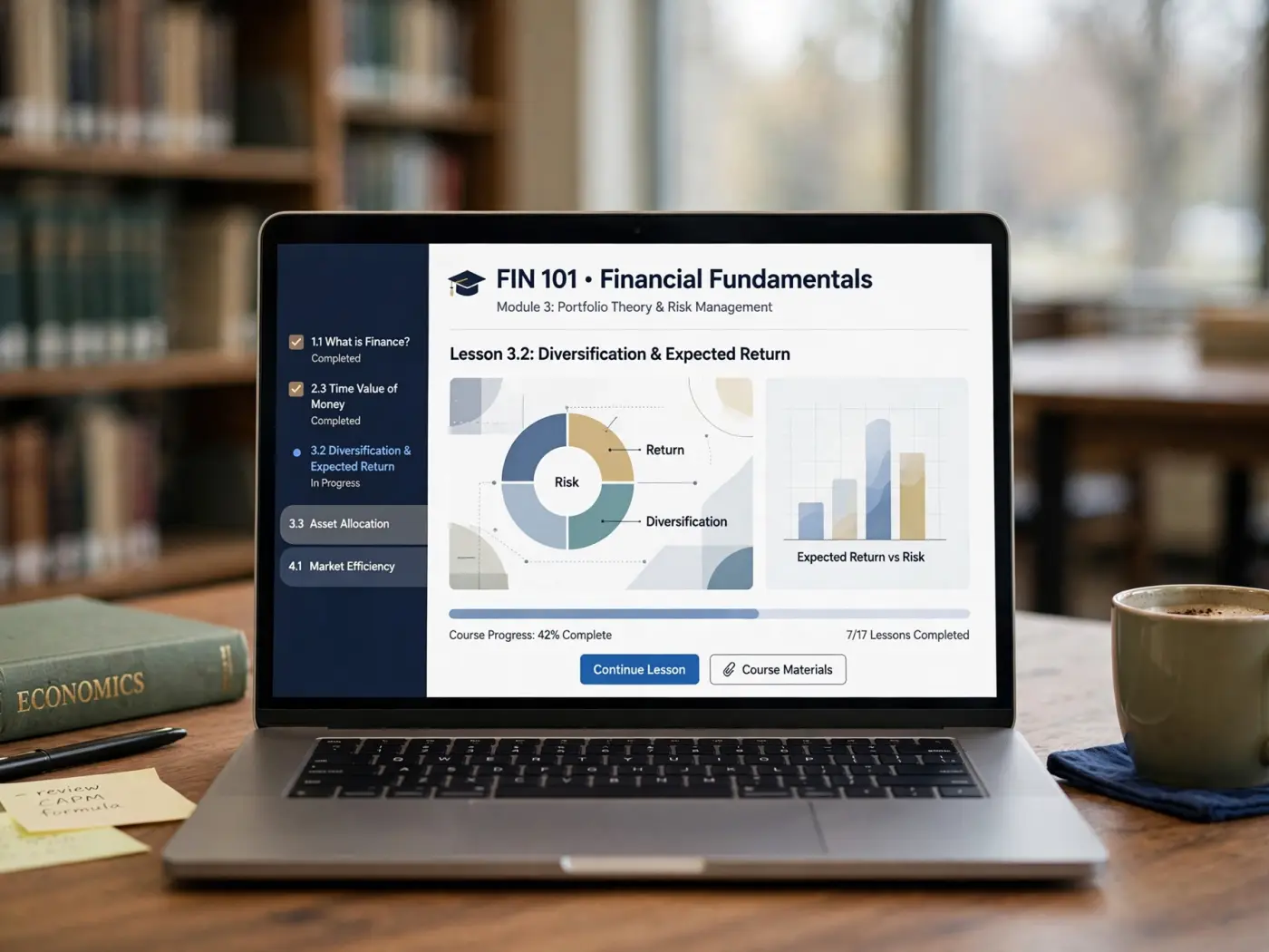 Curso financiero en línea en la pantalla de un portátil